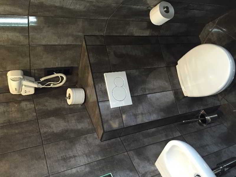 Nekotel Concept Art Hotel Saint-Gilles Kültér fotó